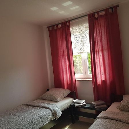 Apartmani Vrdoljak Malinska Exterior foto