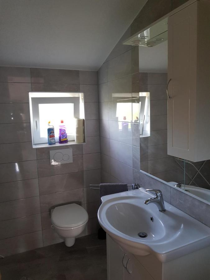 Apartmani Vrdoljak Malinska Exterior foto